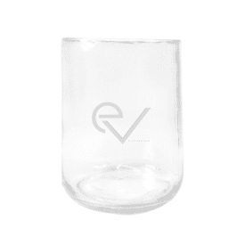 Evolve Grønn Glasses w sandblasting A clear 8oz glass with a sandblasted corporate logo